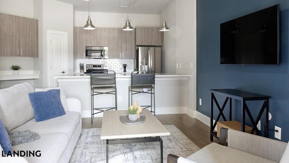 Building Photo - 1880 Maple Dr NW