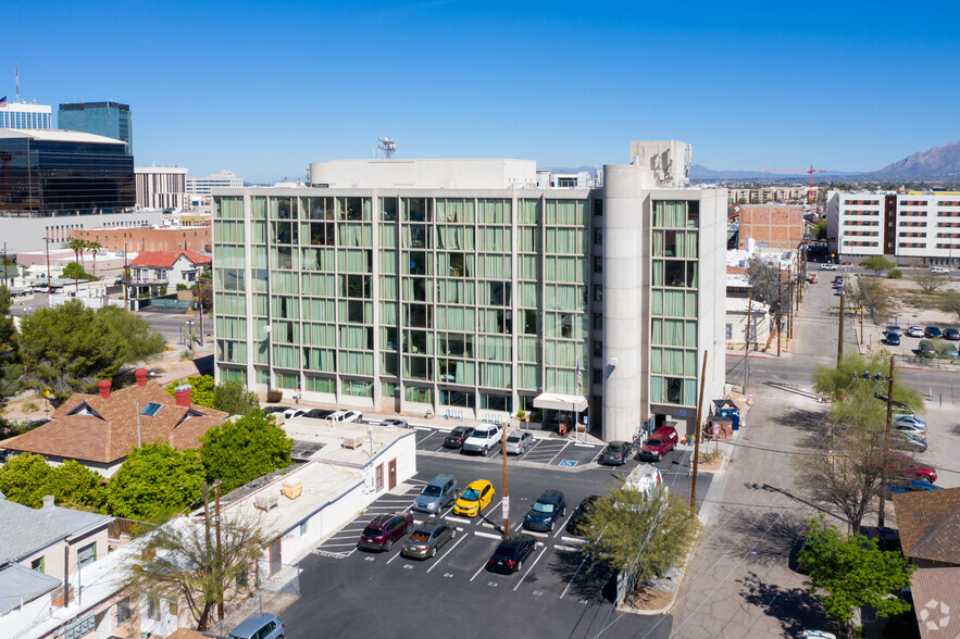 Building Photo - Herbert Residential