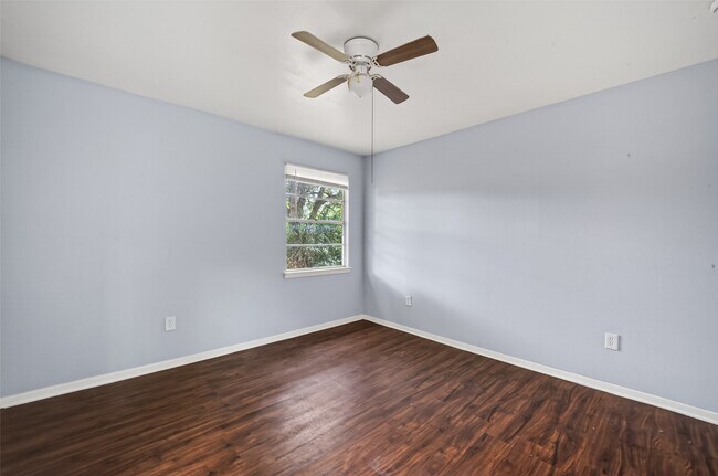 Building Photo - 4118 Sunflower St