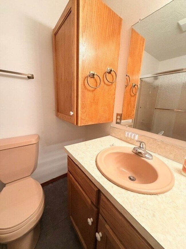 Building Photo - Charming 3-Bedroom Home with Garage & Lawn Care Included