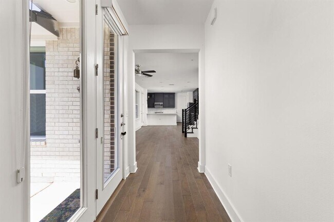 Building Photo - 4412 Tilley St