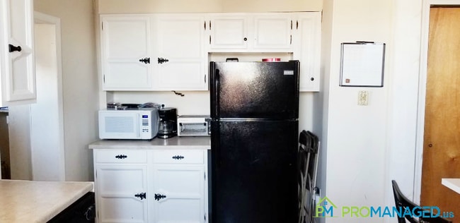 Building Photo - 7165 Marsden St