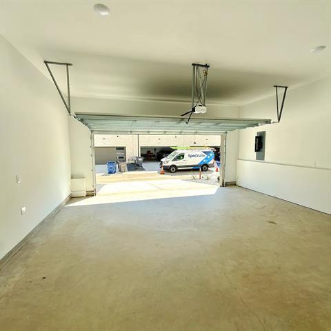 Building Photo - 1175 Doris May Dr