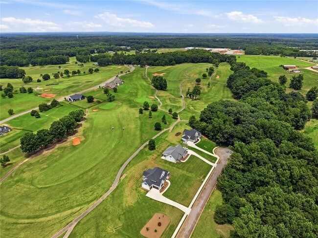 Building Photo - 2049 Chestnut Oak Trl