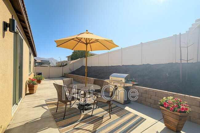 Building Photo - 28777 Outlaw Wy