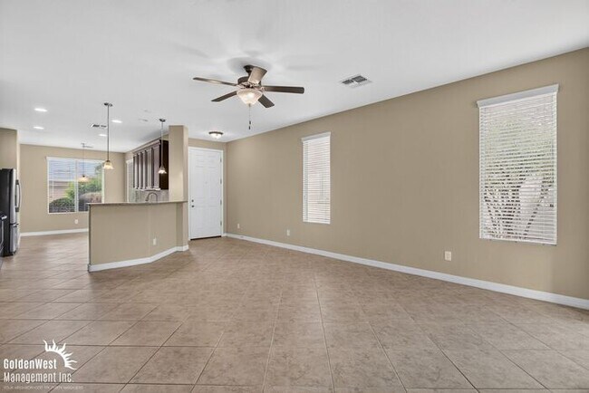 Building Photo - Beautiful 2Bdm 2Ba Home with Covered Backyard Patio in Buckeye - LOCATED IN A 55+ YEARS COMMUNITY.