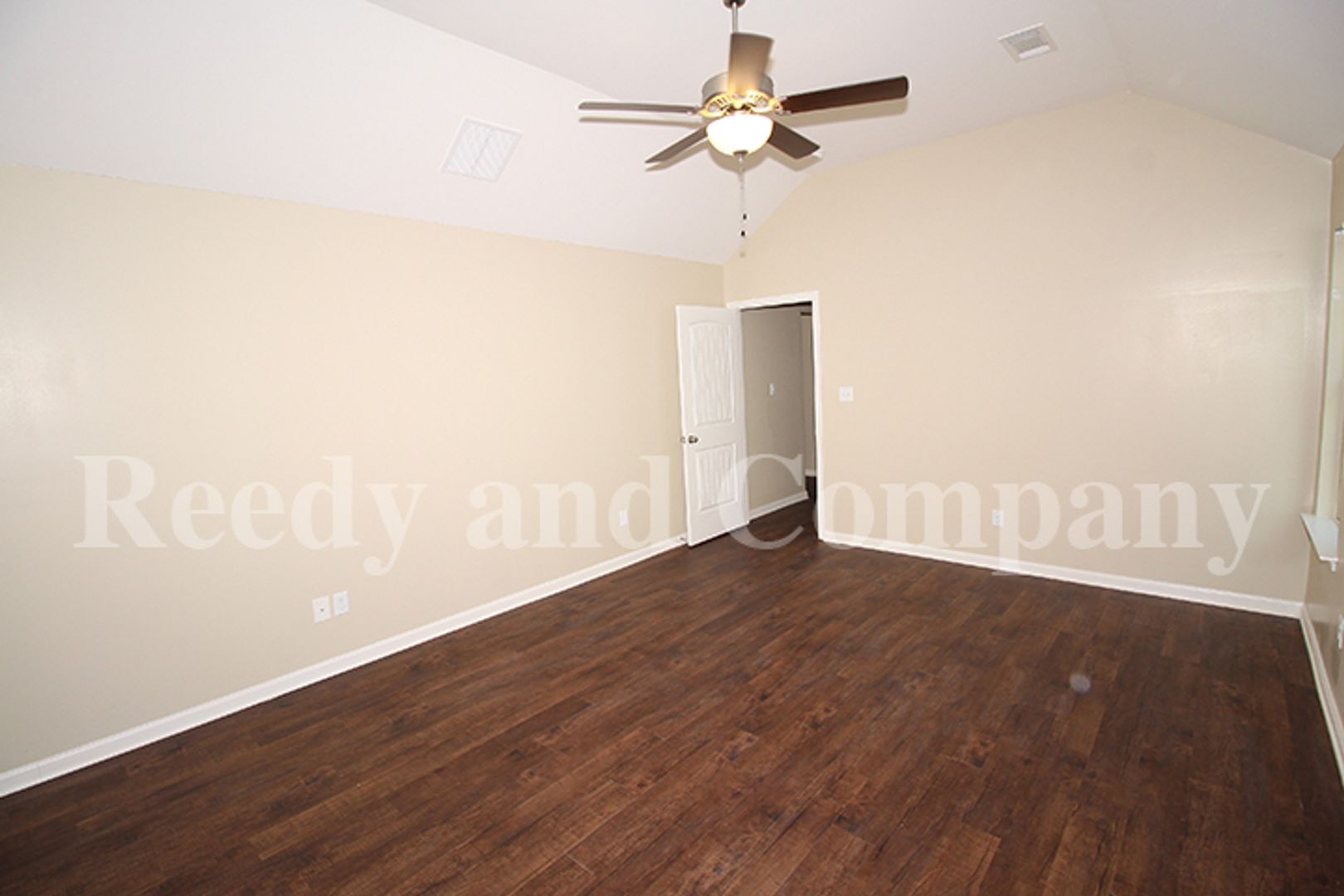 Building Photo - 5023 Acorn Dr