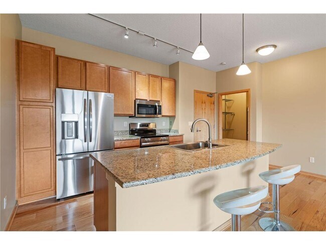 Building Photo - 4525 Park Commons Dr