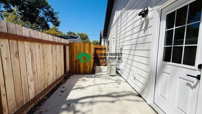 Building Photo - 4108 16th Ave
