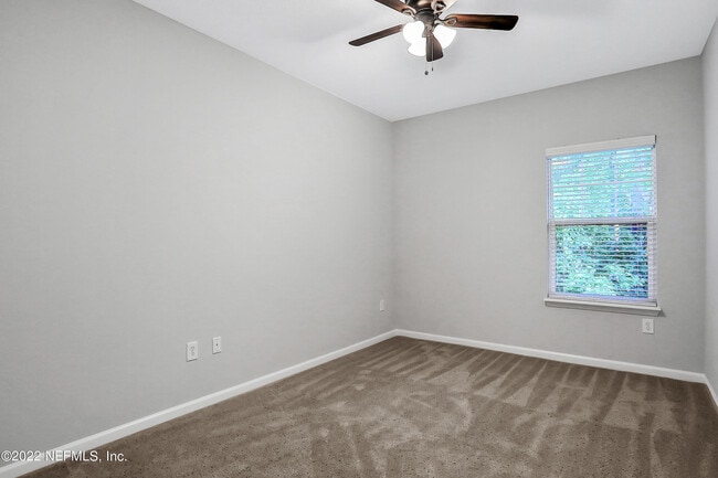 Building Photo - 8241 Pelican Landing Rd
