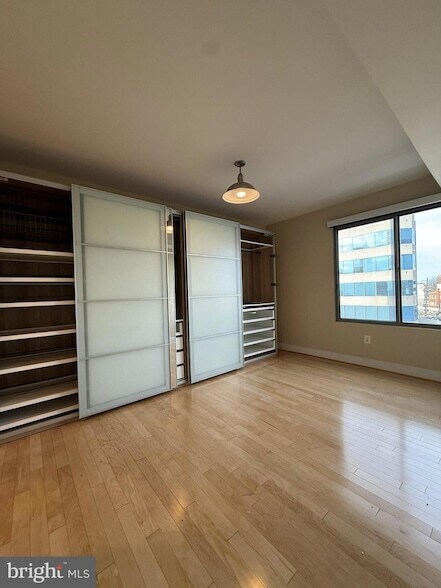 Building Photo - 4101 Albemarle St NW