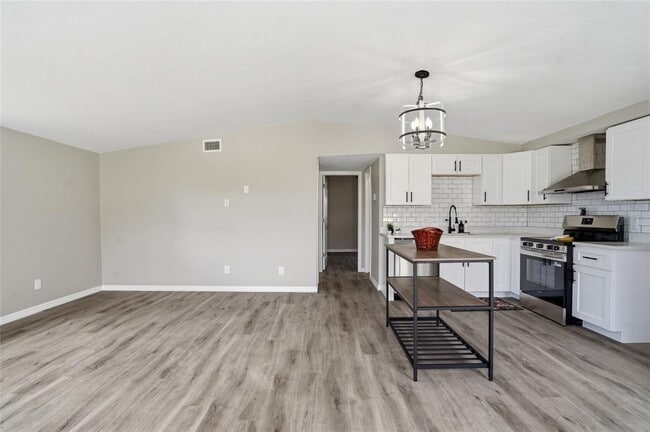 Building Photo - 4021 Eagle Nest Dr