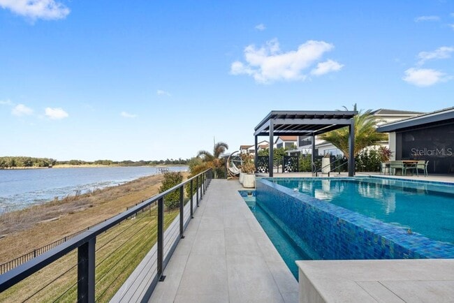 Building Photo - 15699 Panther Lake Dr