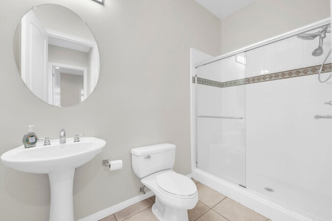 Building Photo - 112 Tesori Dr