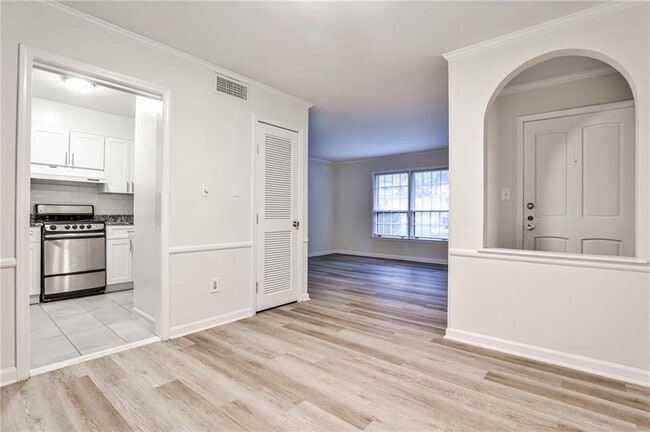 Building Photo - 111 Maison Pl NW