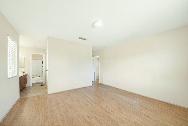 Building Photo - 91-2292-2292 Kanela St