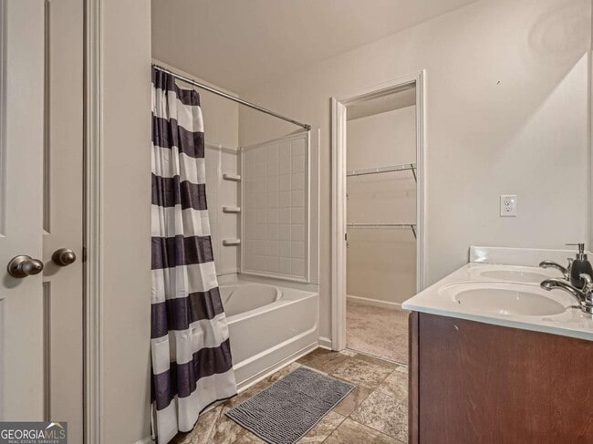 Building Photo - 2352 Creel Rd