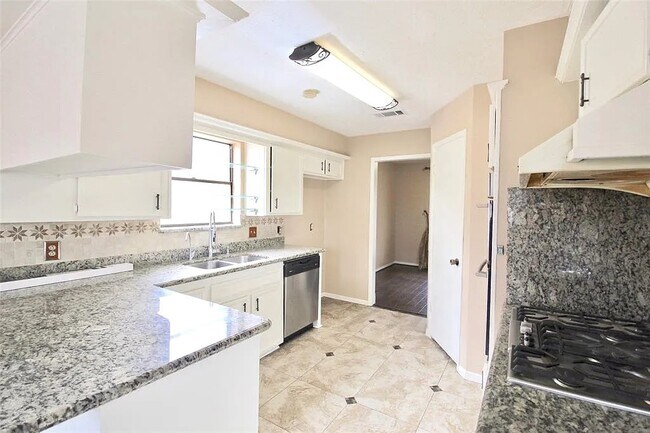 Building Photo - 2835 Cotton Stock Dr