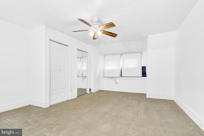 Building Photo - 1852 5th St NW