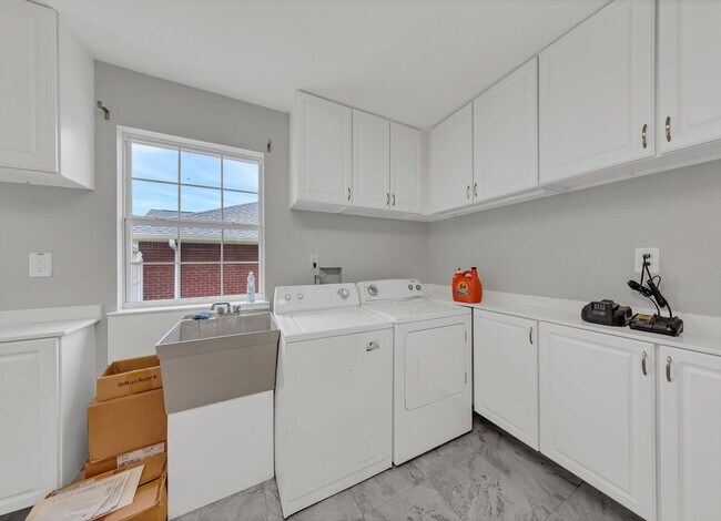 Building Photo - Beautiful 3 Bedroom in Fort Walton Beach
