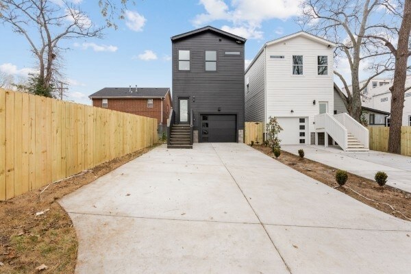 Building Photo - 1727 Nassau St