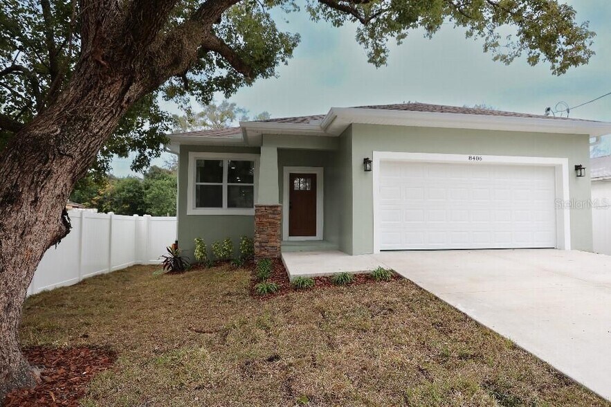 Primary Photo - 8406 N Semmes St