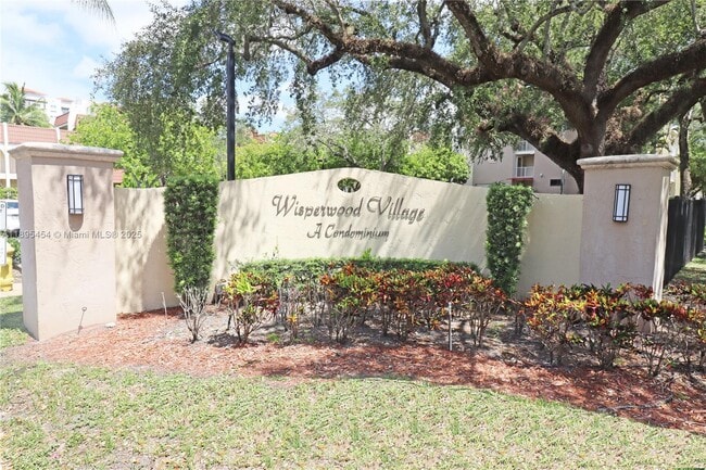Primary Photo - 9301 SW 92nd Ave