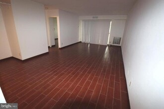 Building Photo - 10850 Green Mountain Cir