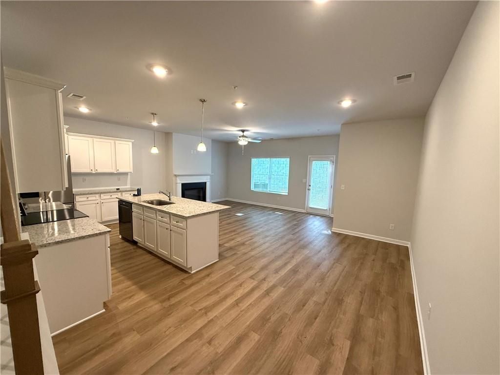 Building Photo - 401 Lanier Cir