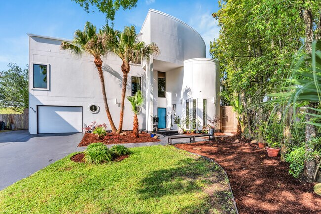 Building Photo - 4809 Neyrey Dr