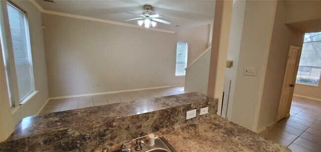 Building Photo - 16331 Woma Ct
