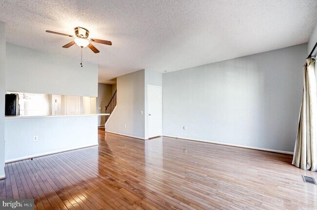 Building Photo - 12111 Wedgeway Pl