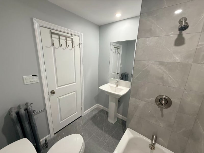 Building Photo - 43 Bradley St.