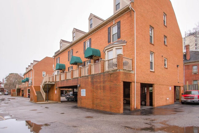 Building Photo - 1210 Stockley Gardens