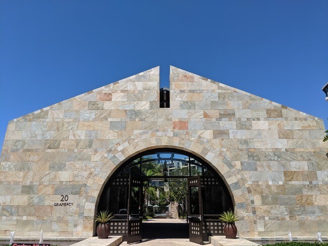 Community Center & Club Room - 2324 Nolita