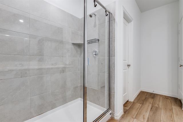 Building Photo - 7936 Lindheimer Ln