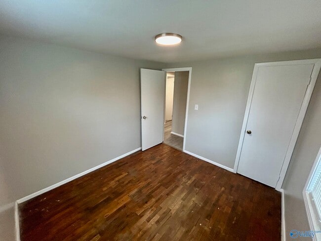 Building Photo - 18014 E Limestone Rd