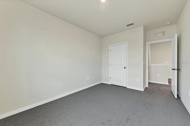 Building Photo - 3279 Hilltop Cir