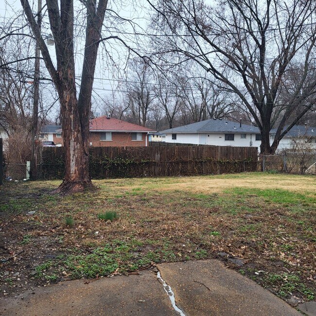 Building Photo - Welcome to Walker - Fully Renovated 3 BR