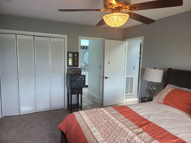 Building Photo - Beautiful 2 bedroom 2 bath unfurnished Townhome - Olde Point Golf Course - Hampstead