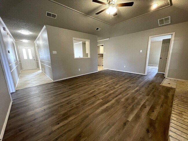 Building Photo - 6328 10th St