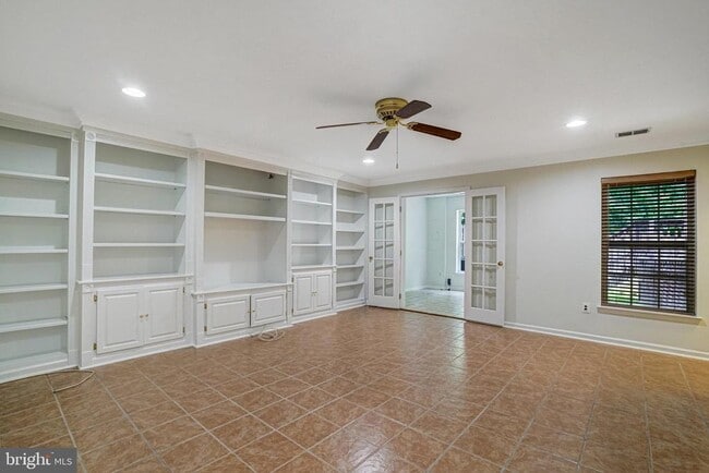 Building Photo - 6504 Trask Terrace