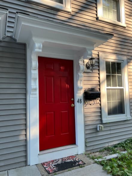 Building Photo - 48 Woodbury Ave