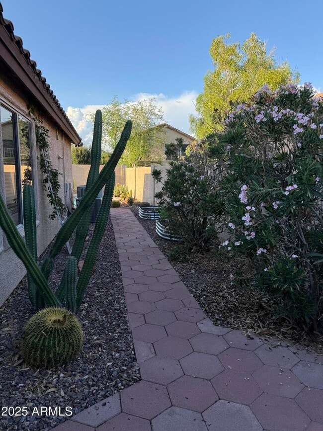 Building Photo - 7458 W Firebird Dr