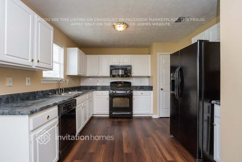 Building Photo - 350 Overlook Turn NW