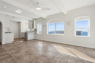 Building Photo - 3309 Highland Ave