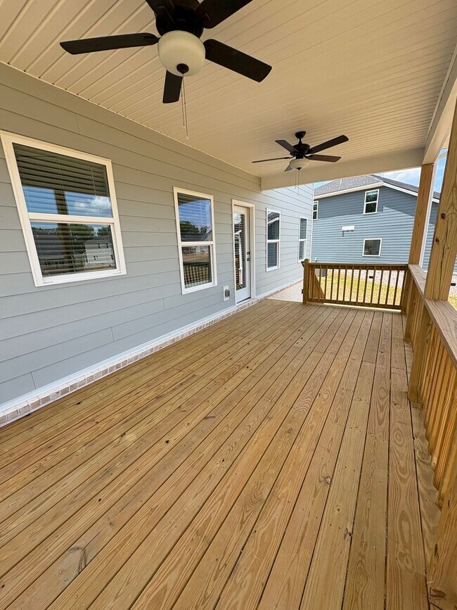 Building Photo - 3 Bed/2.5 Bath New Construction | Covered Deck + Open Living | Columbia, TN