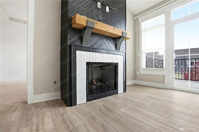 Building Photo - 629 Bungalow Ct