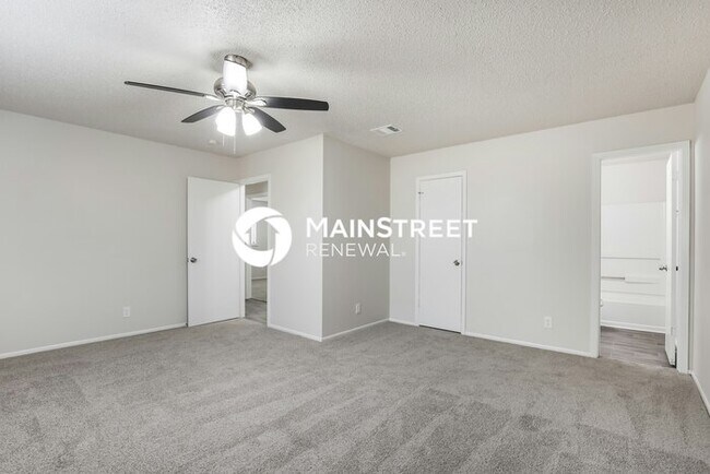 Building Photo - 3 Bedroom Pet-Friendly Home in CONVERSE, TX with Main Street Renewal