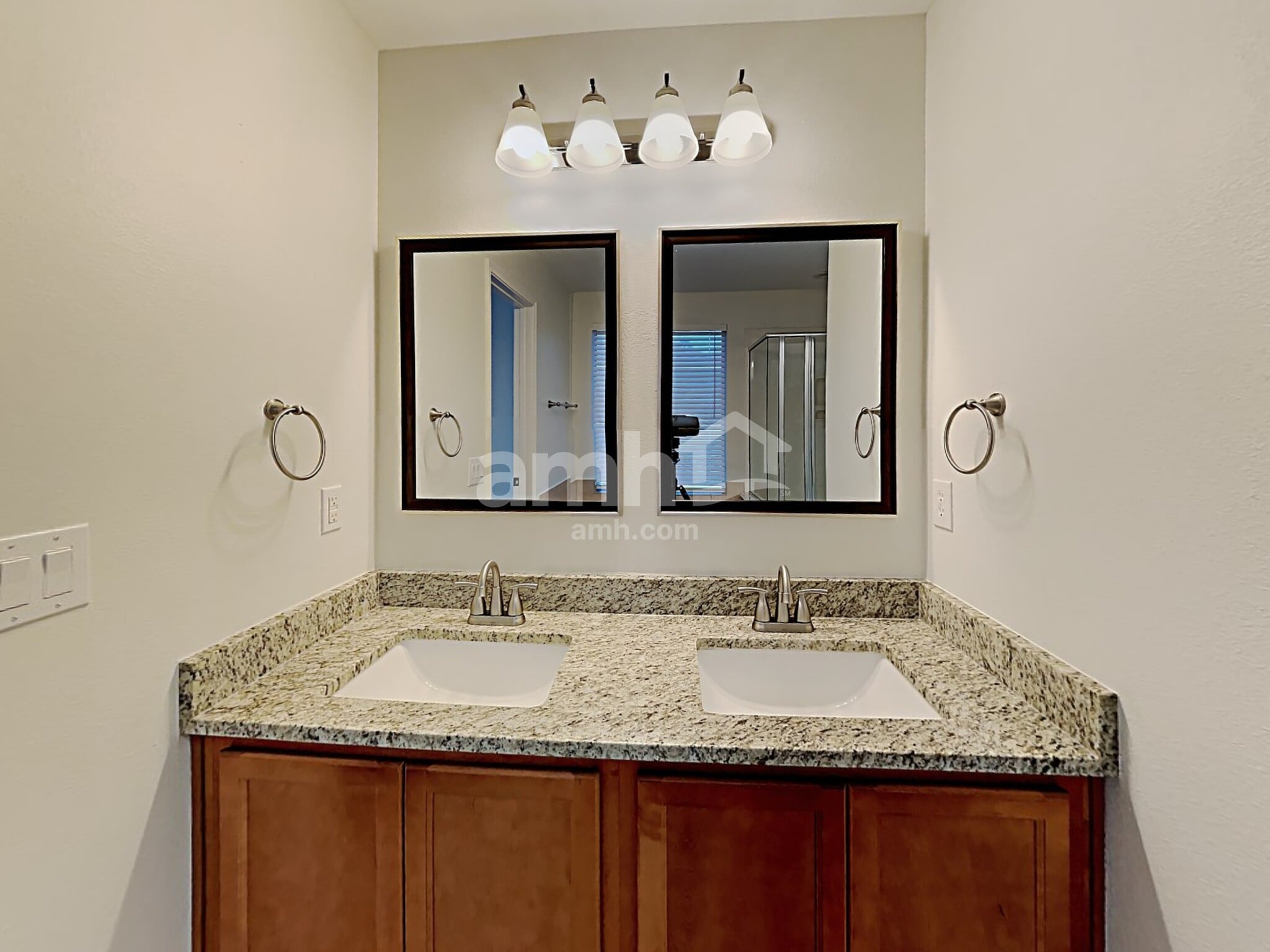 Building Photo - 2822 Woodspring Forest Dr